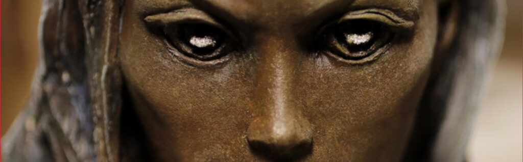 gros plan yeux sculpture Galla