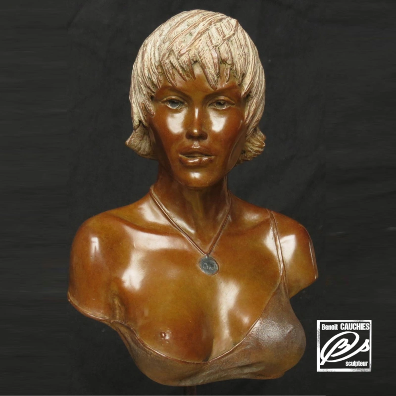 buste bronze femme sculpté par Benoit Cauchies